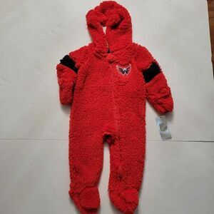 NWT Washington Capitals NHL Baby Sherpa Fleece Hooded Sleeper Bunting Red 12-Mo